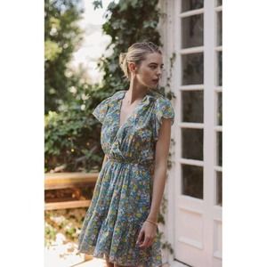 Trovata Birds of Paradis Marcella Dress in Green Floral L